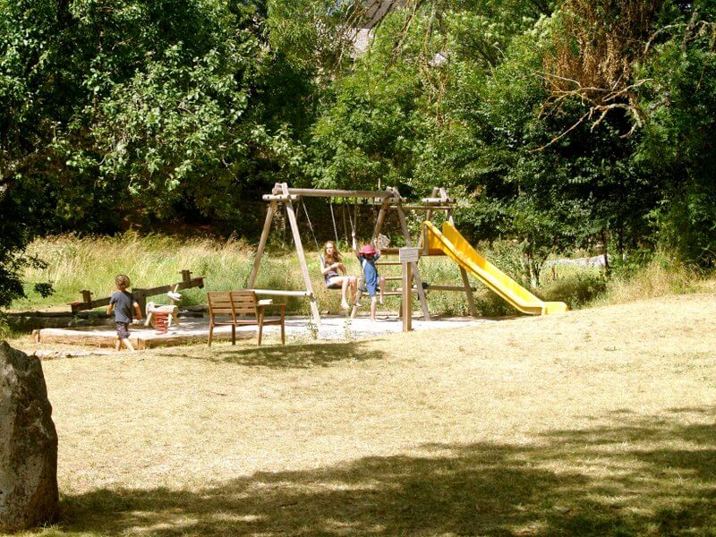 aire de jeux enfants camping Millau Cévennes